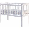 Scarlett Dětská postýlka k posteli rodičů BABY II bílá borovice st. bok 90 x 41