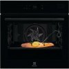 Rúra Electrolux 800 PRO EOB8S39WZ čierna