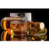 Pohár na whisky a cigaru