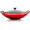 Le Creuset - Liatinový hrniec WOK so sklenenou pokrievkou 36cm/4,5 l červený
