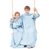 Detská deka s rukávmi DecoKing Lazy svetlomodrá, veľkosť 90x105