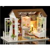 FunPlay 6995 DIY Drevený domček pre bábiky s príslušenstvom obývačka, 15x20,6x11,8cm