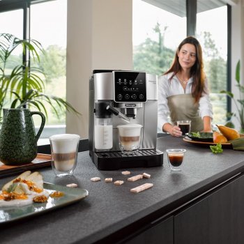 DeLonghi Magnifica Start Milk ECAM 220.80.SB