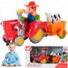 FARMA TRAKTOR FARMÁRA S PRÍVESOM JAZDÍ A SPIEVA