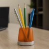 Oranžovo-strieborný kancelársky stojan na perá a ceruzky 7 × 4 cm