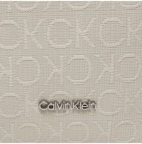 Calvin Klein kabelka Gracie K60K611655 Béžová