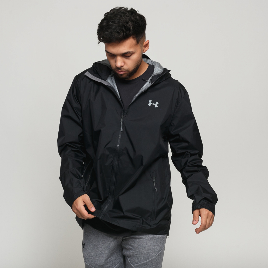 Under Armour Forefront Rain jacket čierna