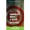 O krok pozadu - Henning Mankell