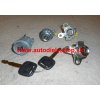 Toyota COROLLA 7/97-1/00 2x zámok dverí + 2 x klúč +spínačka,SDN