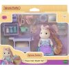 Sylvanian family Poník s vlasmi v kaderníctve