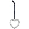 Ozdoba na vianočný stromček Karen Blixen srdce s kvetinami 11,5 cm strieborná