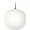 Muuto Závesné svietidlo Rime Ø45, opal/black 22417