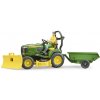 Bruder 62104 Bworld traktor John Deere s prívesom a záhradníkom
