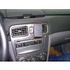 Brodit ProClip pre Subaru Forester 03-07 (len vozidlá s držiakom nápojov), na stred vpravo 853138