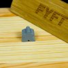 Meeple - drevená figúrka do doskových hier - veľkosť 1,6 cm Farba: Šedá