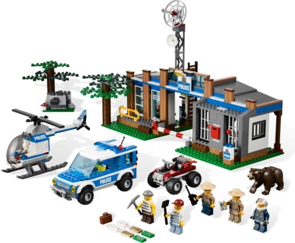 LEGO® City 4440 Policajná stanica v lese od 219,9 € - Heureka.sk