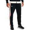 Pánske nohavice Under Armour Rival Fleece Alma Mater - Pánske tepláky Rival Fleece Alma Mater s bočnými vreckami od značky Under Armour, čierne vyhotovenie.