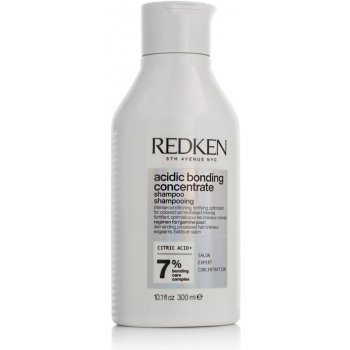 Redken Acidic Bonding Concentrate posilňujúci šampón na slabé vlasy 300 ml