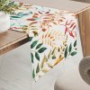 Biante Bavlnený behúň na stôl Sandra SA-712 Jesenné vetvičky s listami na bielom 45x180 cm