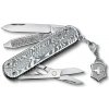 Victorinox Classic SD Brilliant Damast 0.6221.34 + 5 rokov záruka a darček ZADARMO