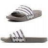 Pánske šľapky adidas Adilette r 8 /42 JQ2295 sú menšie, stielka 26,7 cm