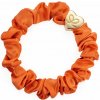 By Eloise London Gold Heart Silk Scrunchie farba Orange Peel