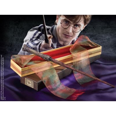 Hůlka Harryho Pottera s krabičkou od Olivandera