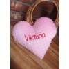 Vankúš minky Srdce s menom Viktória Farba výšivky: Červená