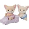 Sylvanian family Sylvanian Families Dvojčatá líšky Fenek s autíčkom OLP10395697