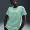 Nike Sportswear Club Essentials Womens T-Shirt | 0198484954121 | Zelená | M