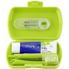 Curaprox Kids travel zelený 1x zubná kefka 2x medzizubná kefka CPS 1x zubná pasta mäta 6+ 10 ml 1x nálepka darčeková sada