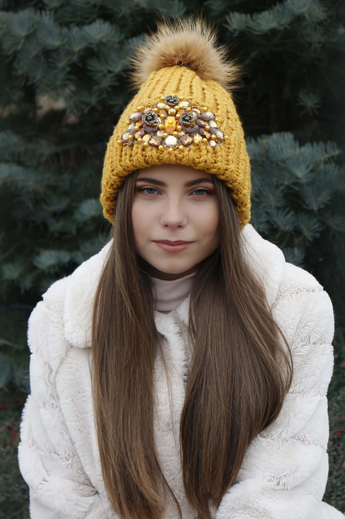 zimná štrikovaná čiapka Gina žltá od 79 € - Heureka.sk
