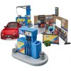 Bruder 62111 Bworld Čerpací stanice s autem, 2 figurky