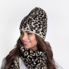 dámska čiapka na zimu s leopardím vzorom