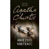 Hniezdo vreteníc - Agatha Christie