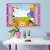 Samolepka na stenu/Tapeta Zvieratká v okne 50 x 70