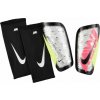 Futbalové chrániče Nike Mercurial Lite 25 DX4607 975 Veľkosť: L