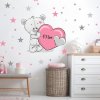 INSPIO Nálepka Dievčenská na stenu - Medvedík v ružovom 110x90 hviezdy a oblaky, samolepky s menom, medvede a sovy sivá, ružová, plnofarebný motív