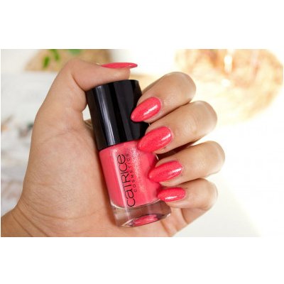 Catrice Ultimate lak na nechty 90 She Said Yes In Her Red Dress 10 ml