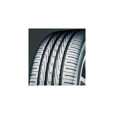 Maxxis Pro-R1 Victra 235/45 R17 97W