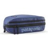 Patagonia Black Hole Cube Small Tmavo modrá