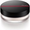 Shiseido Synchro Skin Invisible Silk Loose Powder sypký transparentný púder pre rozjasnenie pleti odtieň Radiant/Eclat 6 g