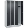 Šatňová skriňa C+P Cabo-Plus, 4 oddelenia, 1200 x 500 x 1950 mm, čierno-sivá, s podstavcom