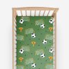 Goldea bavlnená napínacia plachta do detské postieľky - futbalový svet 60 x 120 cm