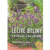 Bergmann Heide: Léčivé byliny v květináči a na zahradě (Divoké byliny přinášejí do našeho života zdraví. Nic nestojí, rostou přímo před domovními dveřmi a takřka po celý rok jsou k mání čerstvé. ( 157
