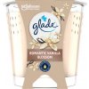 Glade Romantic Vanilla Blossom s vanilkovou vůní vonná svíčka ve skle, doba hoření až 30 hodin 112 g