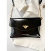 JOHAN, TAI PEI Elegantná crossbody kabelka LAURA BIAGGI BLACK SHINY