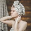 Wooline Turban na vlasy, béžový s kvetmi