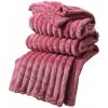 Textilná huňatá deka v ružovom farebnom prevedení s rebrovaným dekorom 180 x 200 cm Clayre & Eef 44386