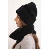 Polski Dámsky polarový komplet čiapka a nákrčník s ozdobnou nášivkou čierny čierna One size Polski 5907302903556